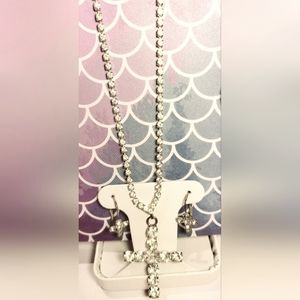 VINTAGE CRYSTAL RHINESTONE CROSS SET